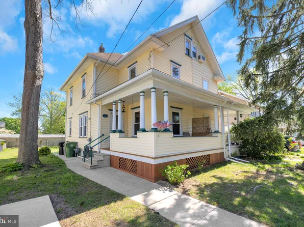 27 Wildwood Ave, Pitman, NJ 08071