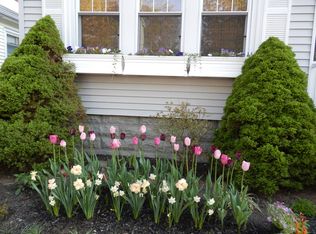 188 Oriole Ave, Pawtucket, RI 02860