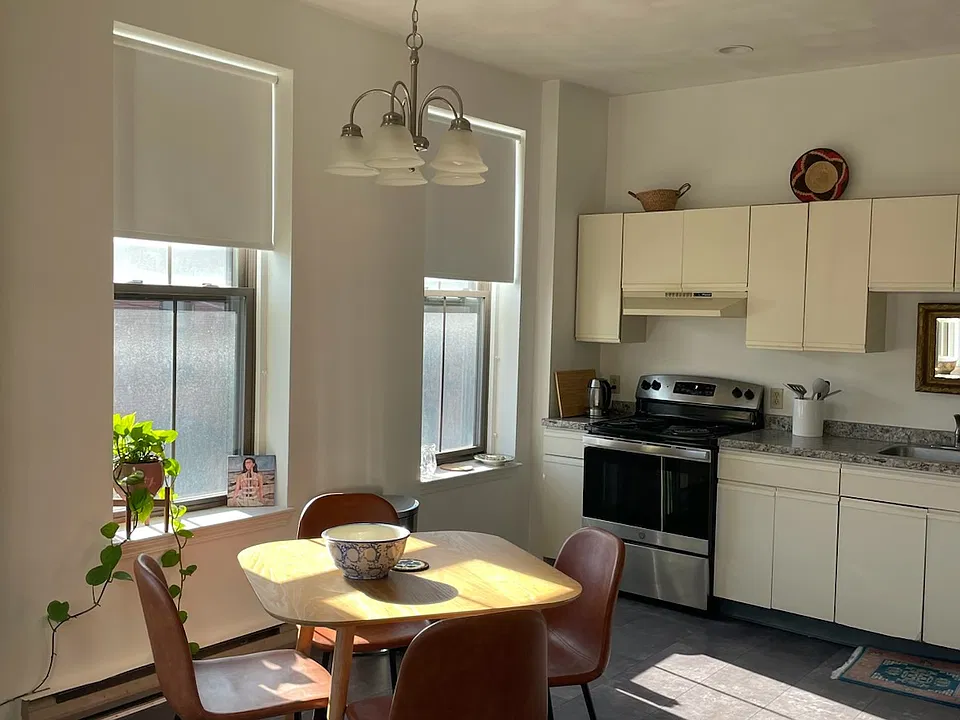 26 Beacon St #4