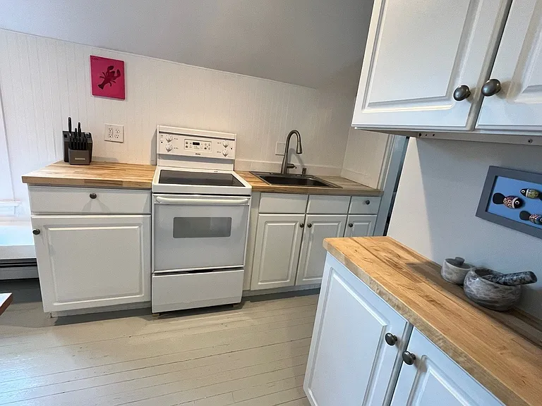 463 Cottage Rd #A — Photo 4