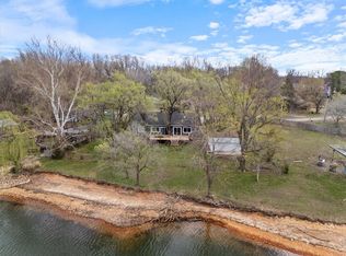 1469 Dixon Ave, Springdale, AR 72762