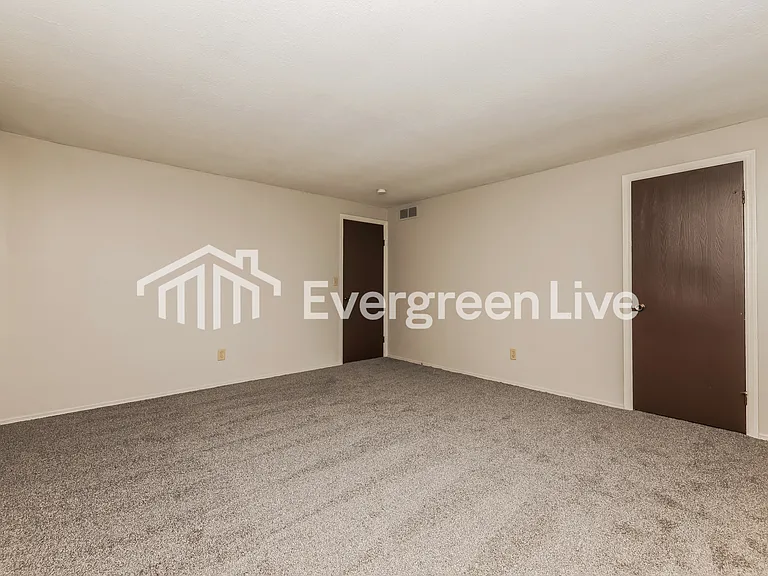 8787 Mardi Gras Dr — Photo 9