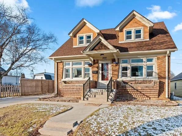 1918 S 16th St, Sheboygan, WI 53081