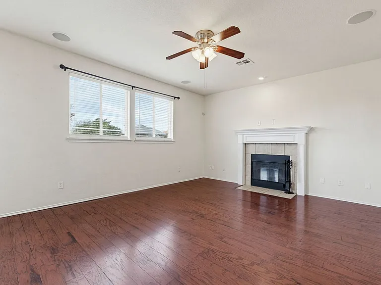 4603 Sydney Harbour Ct — Photo 4