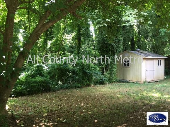 2nd image of 3294 Spring Dr