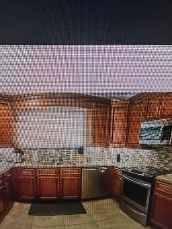 3 bed, 2.5 bath, 1742 sqft, $4,200 — Photo 1