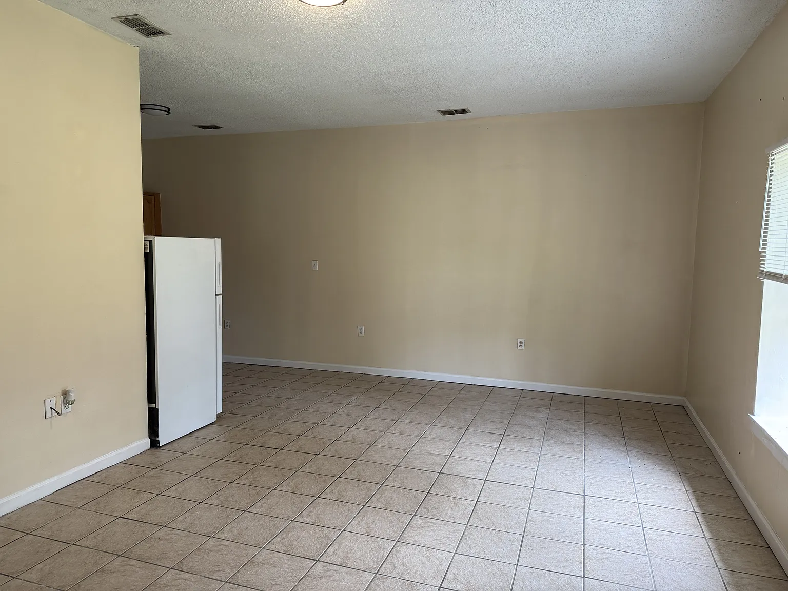 604 SW U.S. 221 - A — Photo 3