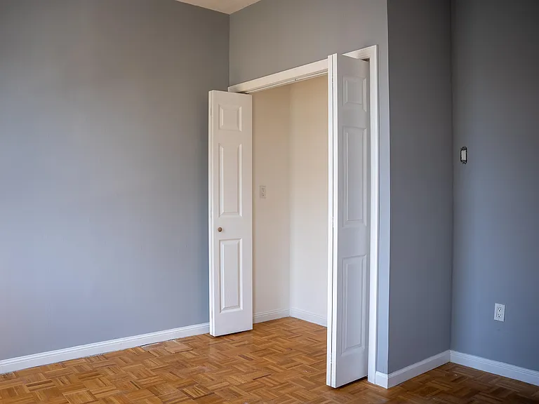 543 W Side Ave #3 — Photo 6
