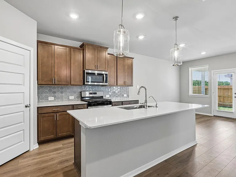 4215 Pine Springs Ct — Photo 11