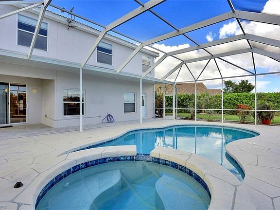 3rd image of 2781 Amberwood Ct