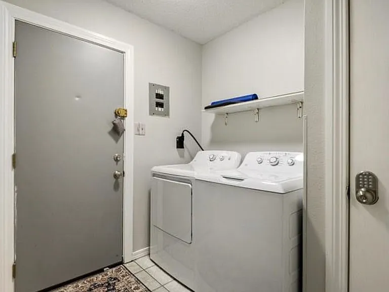103 N Island View Ave #A — Photo 10