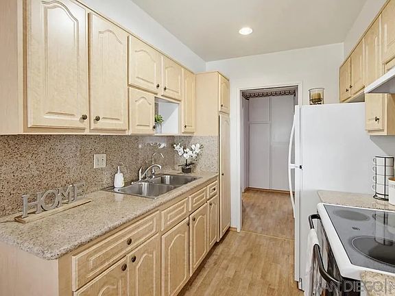 5th image of 8661 Lake Murray Blvd Unit 18