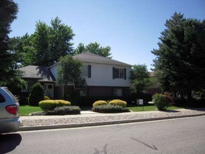 8620 S Snowville Dr, Sandy, UT, 84093