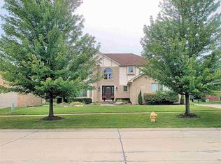 49461 Shenandoah Dr, Macomb, MI 48044