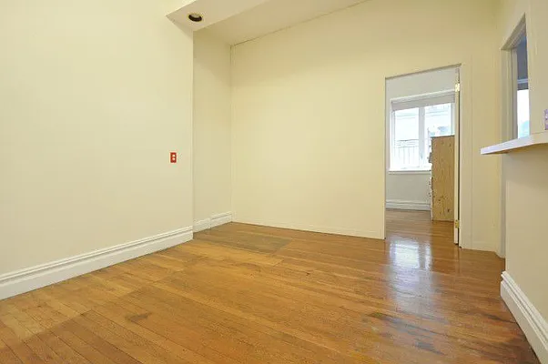 Rented by Keller Williams NYC | media 22