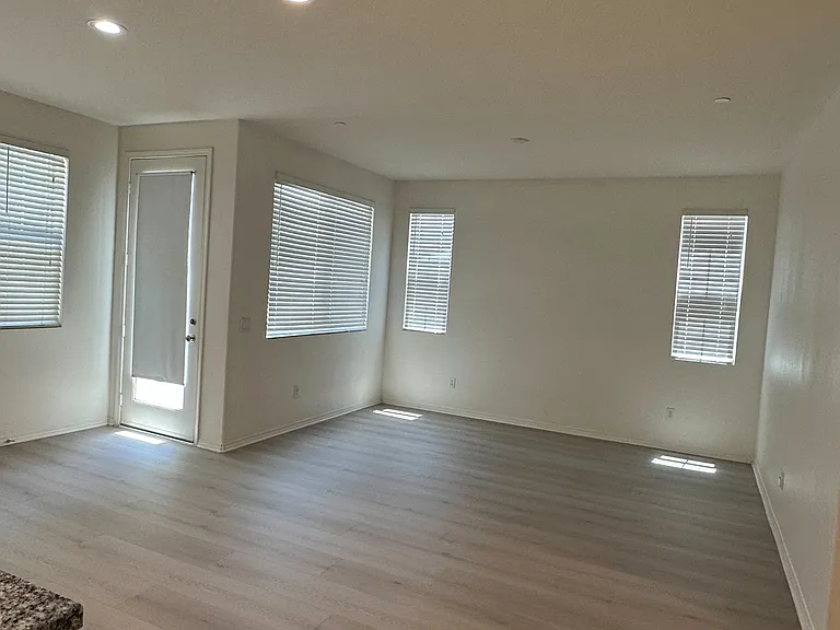 1540 Cantabria Pl — Photo 4