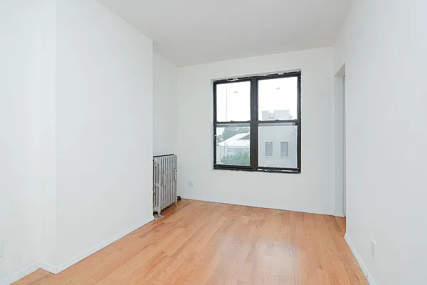 Rented by Compass | media 13