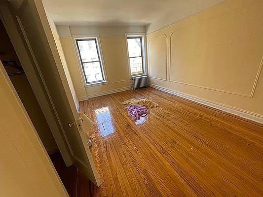 4th image of 45-25 43rd St #4H