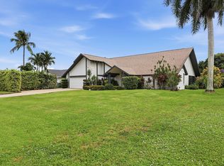 2529 Kings Lake Blvd, Naples, FL 34112