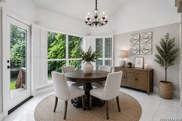 519 Mission Viejo — Photo 11