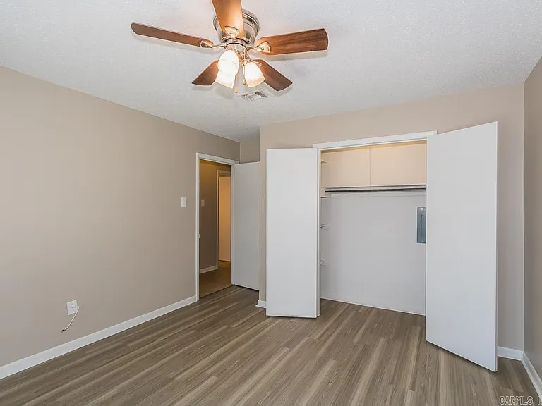 1574 Skyline Dr — Photo 12