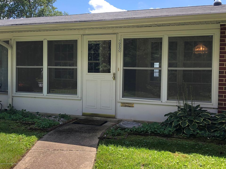 1st image of 1020C Aberdeen Dr #1003