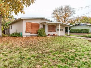 240 N 4th St, Central Pt, OR 97502