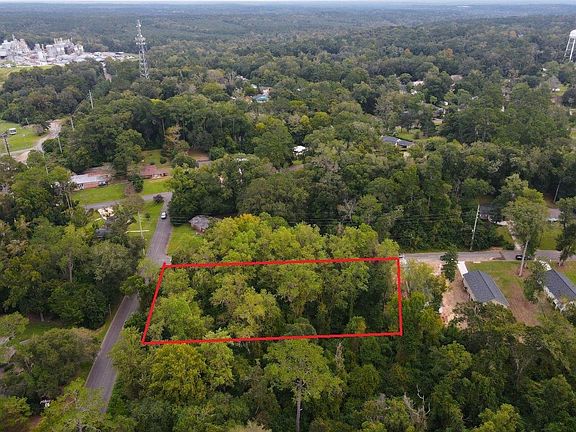 2nd image of 407 Forest Dr