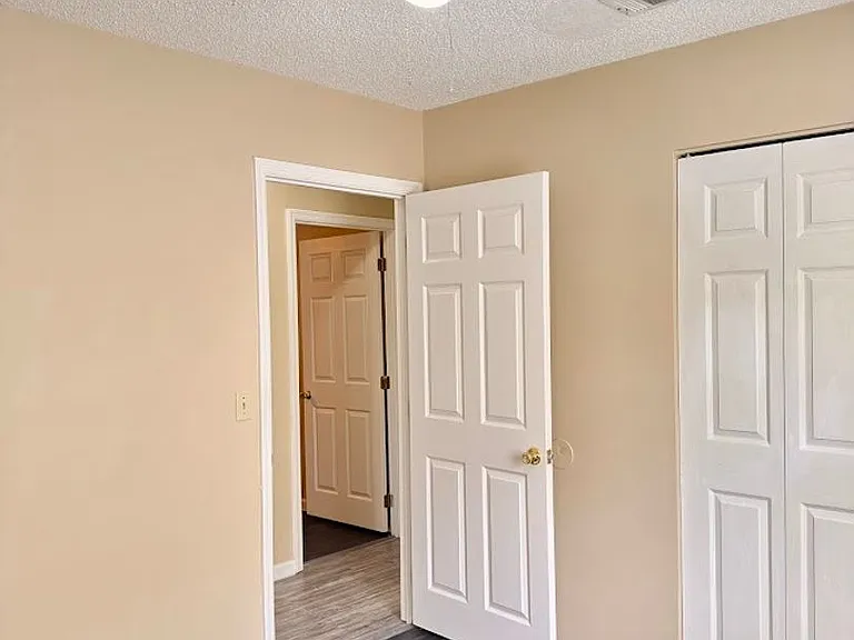 114 Leeward Dr — Photo 8