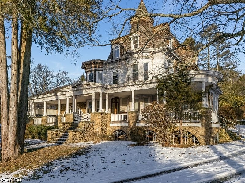 1st image of 50 Drakestown Rd