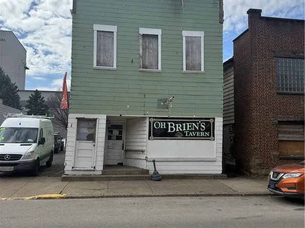855 Main St, Follansbee, WV 26037