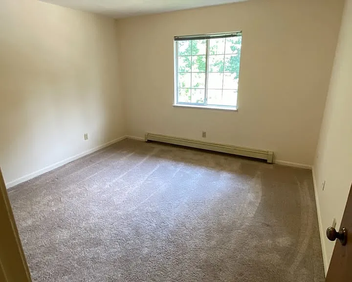 Autumn Ridge Apartments — Photo 14