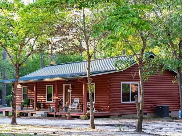 864 Doyle Rd, Baxley, GA 31513