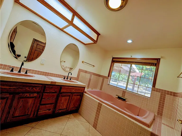 2828 W Avenue O8 — Photo 23