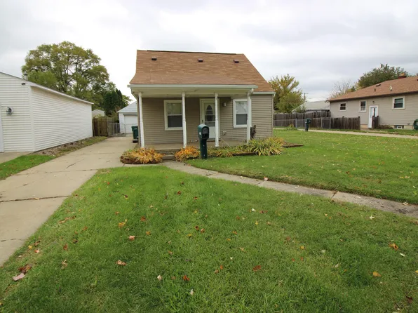 1575 Philomene Blvd, Lincoln Park, MI 48146