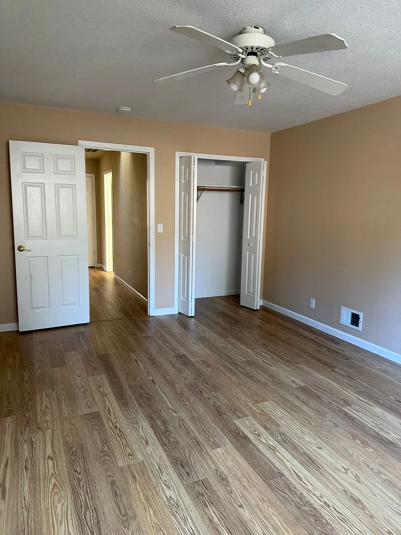 Building Photo - 2110 Ardagh Ct