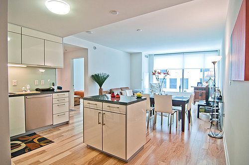 1st image of 338 Spear St Unit 6C