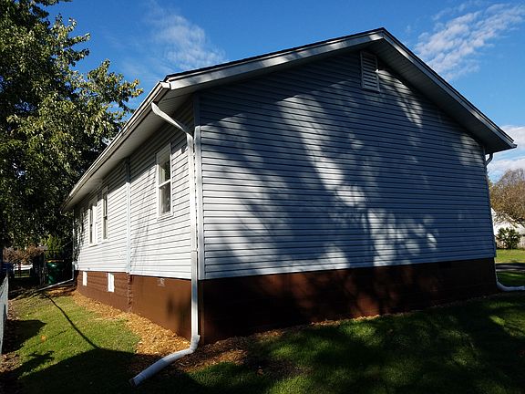 3rd image of 724 Fifer St