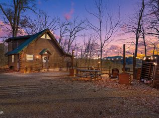 4361 Oakland Way UNIT 3, Gatlinburg, TN 37738