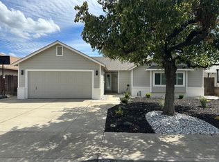 472 Villa Woods Dr, Turlock, CA 95380