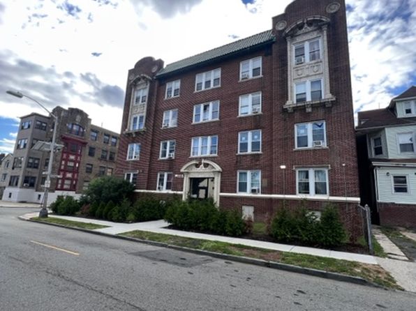 117 S Clinton St #202