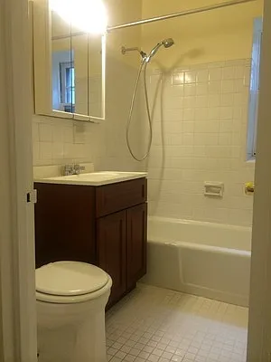 Rented by America Realty LLC | media 6