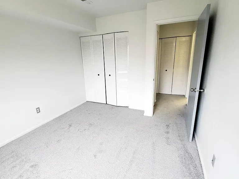 Sugarbush Apartments — Photo 153