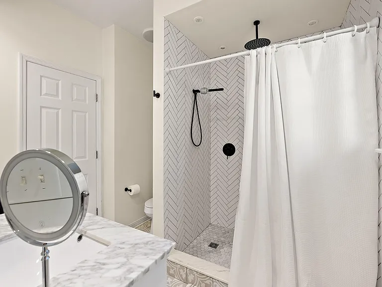 1655 Lauda Dr — Photo 11