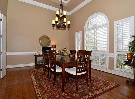 5th image of 7636 Twelve Oaks Cir