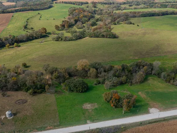 LOT 3 Hogback Bridge Rd, Earlham, IA 50072