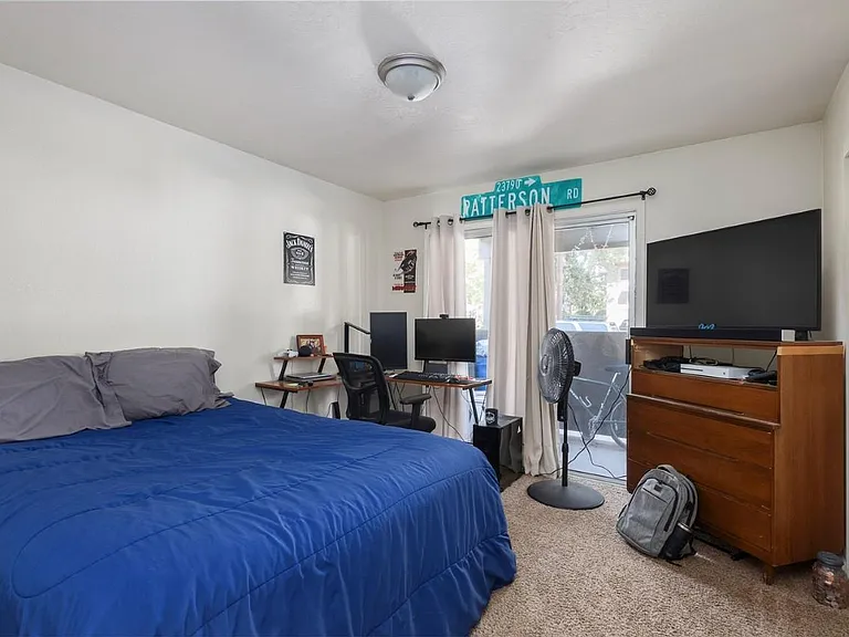 315 Hickory St — Photo 5
