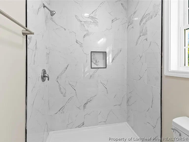 503 W Harnett St — Photo 26