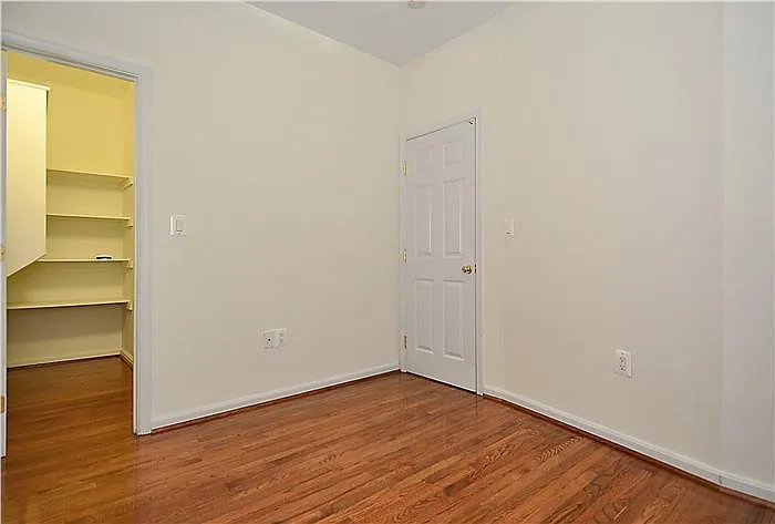 1015 H St NE #3 — Photo 16