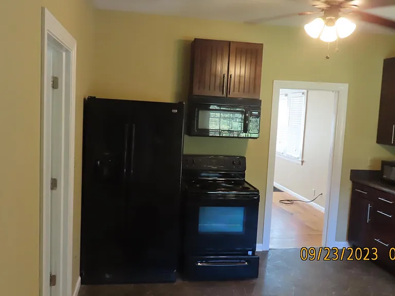 10501 Persimmon Grove Pike — Photo 10